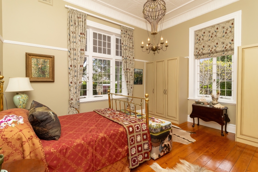 5 Bedroom Property for Sale in Rosebank Western Cape